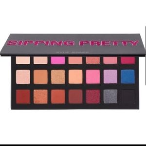 NEW_KYLIE COSMETICS Sipping Pretty Eye Palette